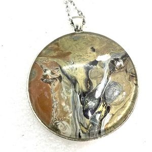 Statement pendant 50mm in earth tones NSN silver tone tray